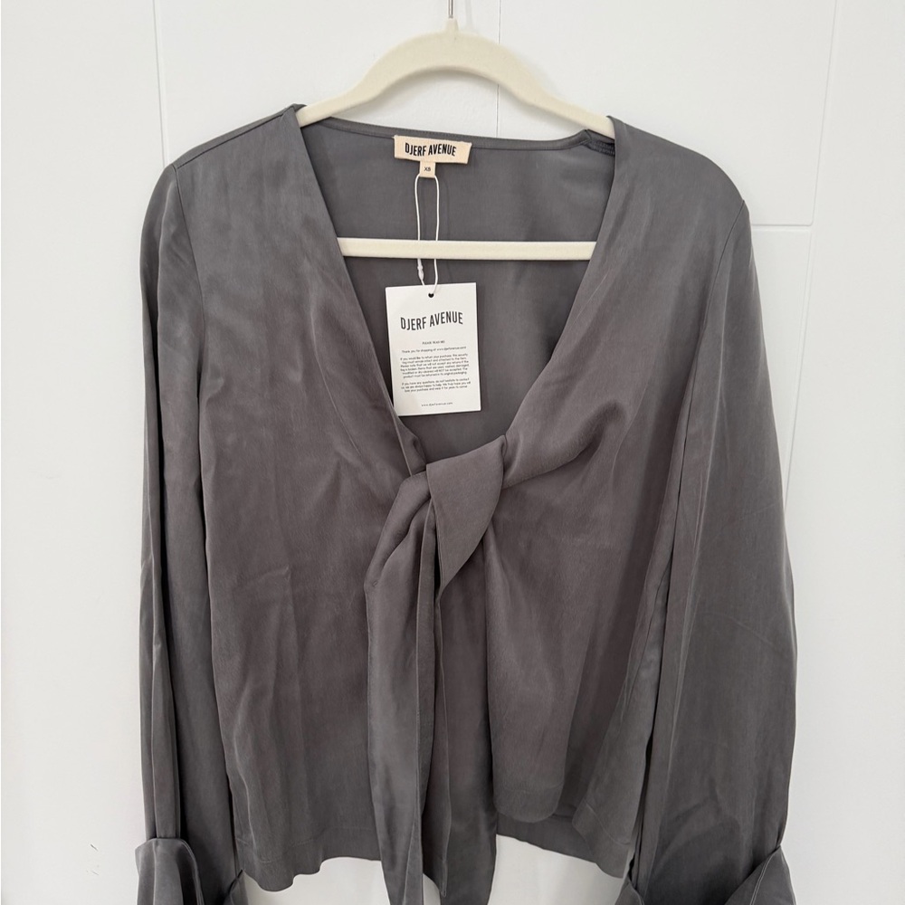 Djerf Avenue Gray Open Front Top Twist Knot XS color Storm